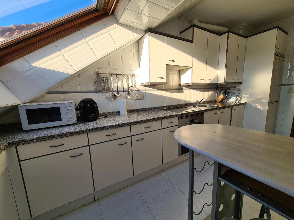 106A Atico Con Garaje Y Chimenea Cerca De La Playa Apartment Gijon Luaran gambar